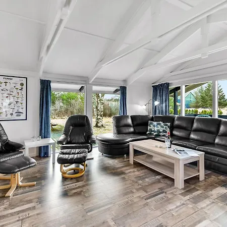 Five-bedroom In * Blokhus