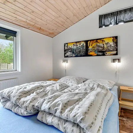 Five-bedroom In Tatil Evi