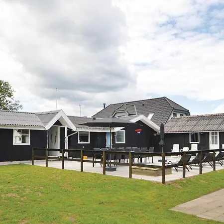 Holiday home Gorgeous In With Kitchen *